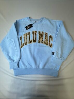 Gorgeous Lulu Mac Light Blue Crewneck Sweater with Leopard Logo